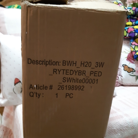 Bath and Body Works Polar Bear - Picture 7 of 7